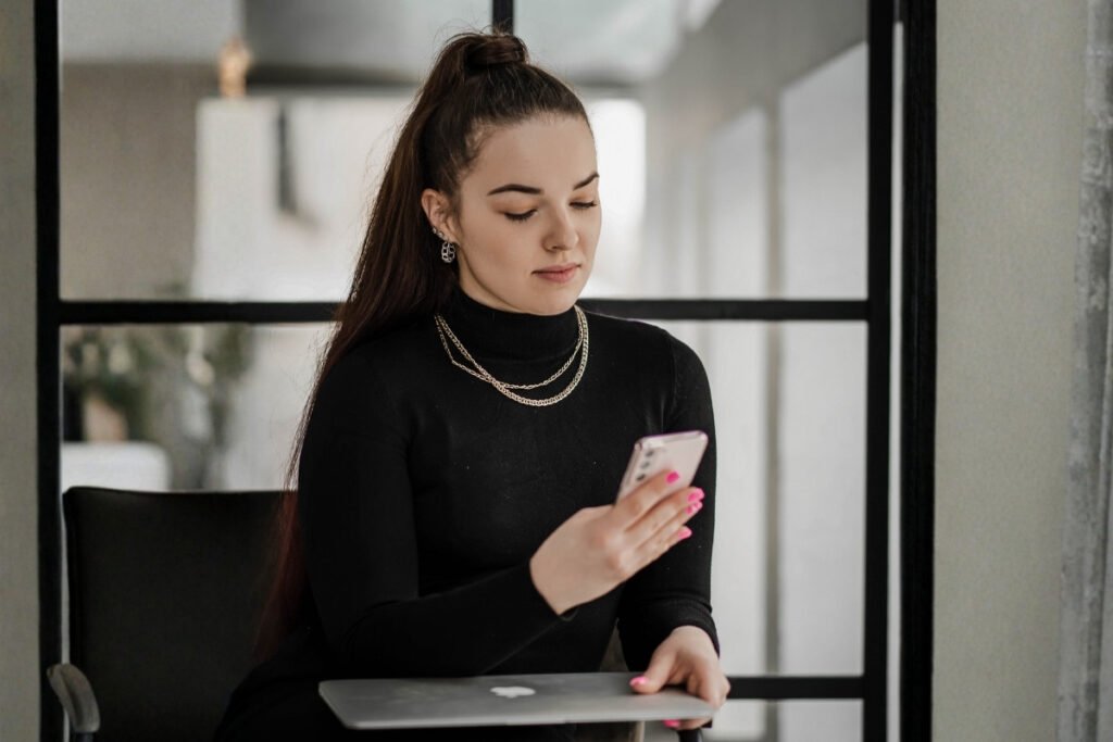 Socialinių tinklų marketingo specialistė Paulina Padeginskaitė – turinio kūrimas, SMM strategija ir efektyvios META Ads reklamos verslo augimui.